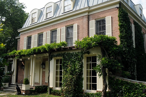 4635 Ashby St NW 600x400